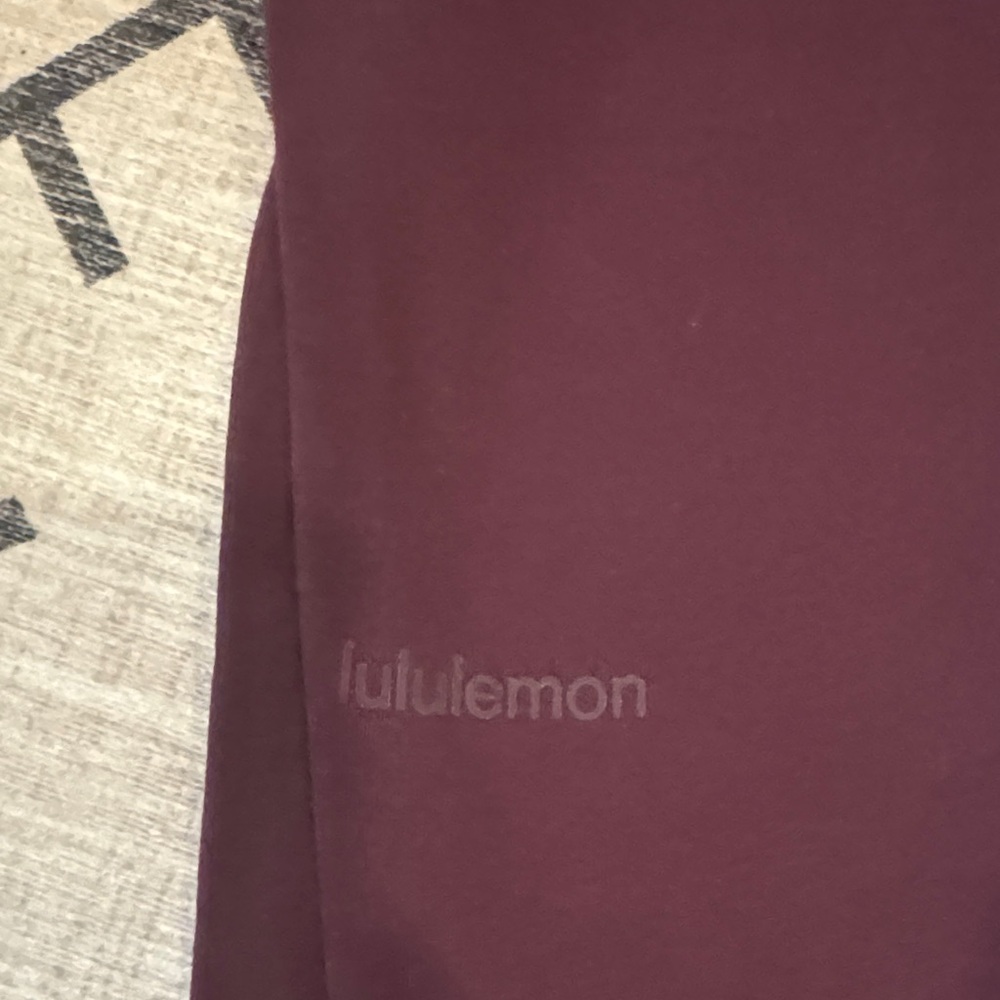 Lululemon Athletica Maroon scuba Jogger - Picture 3 of 4
